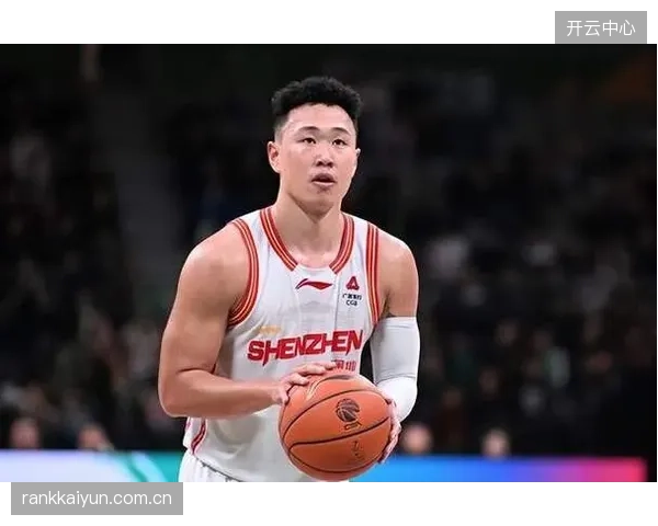 广厦队篮板球被完全压制,二次进攻乏力是惨败关键。 广厦队篮板球被完全压制,二次进攻乏力是惨败关键。